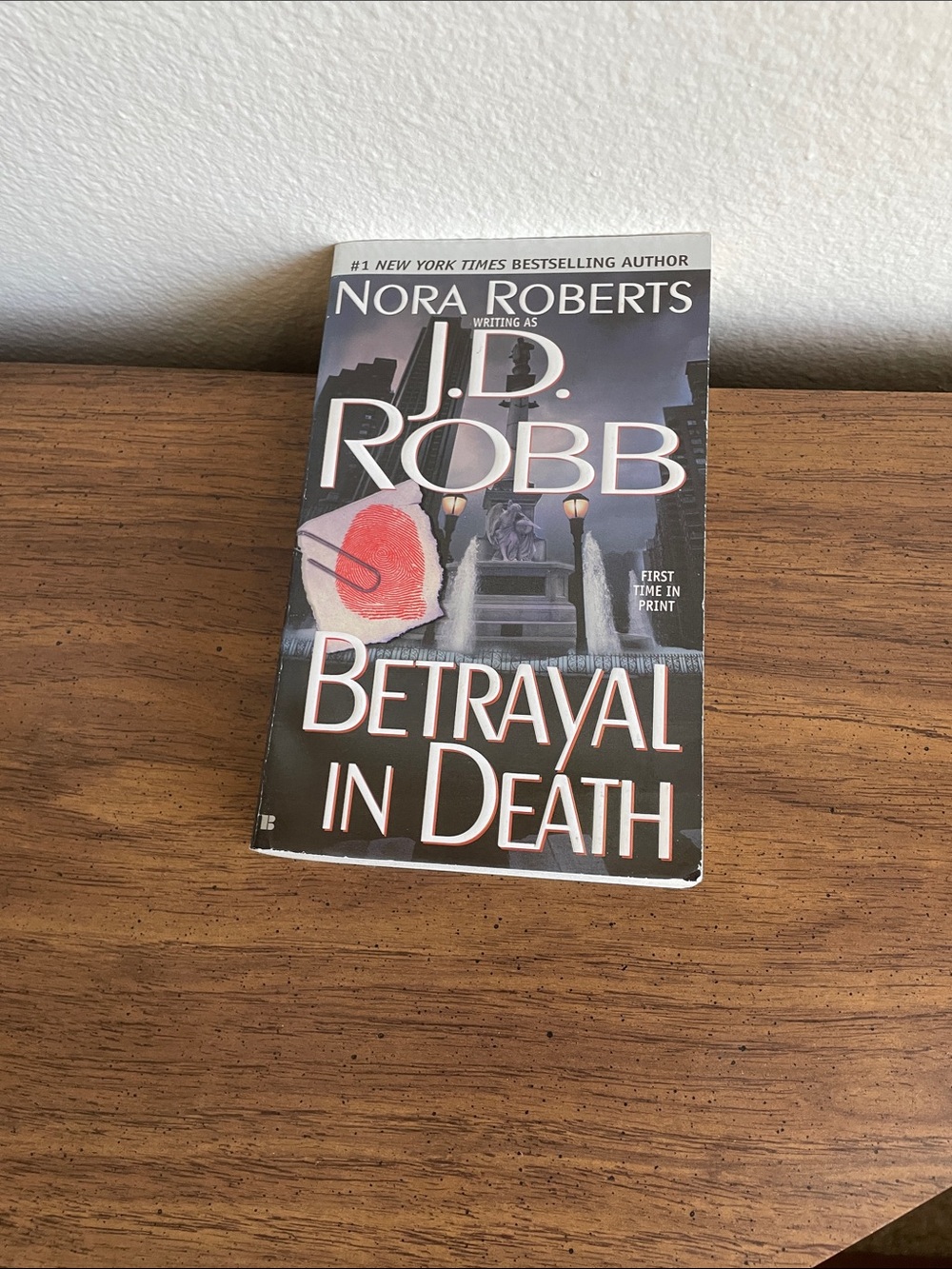 Betrayal in Death - Black & Blue Cover number thirteen